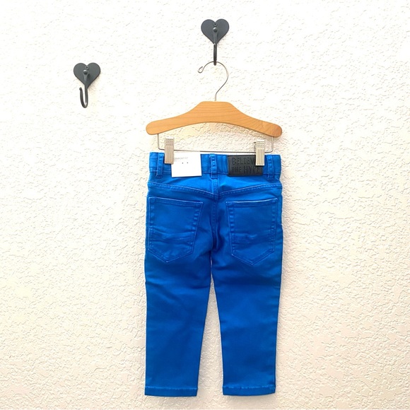 H&M NWT Comfort Fit Toddler Jeans - size 1 1/2-2Y - Picture 2 of 6